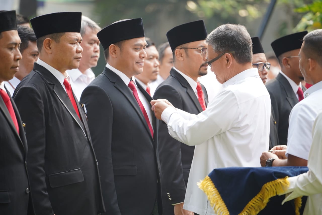 PLN IP Diganjar Satyalancana dari Presiden Berkat STOGAV