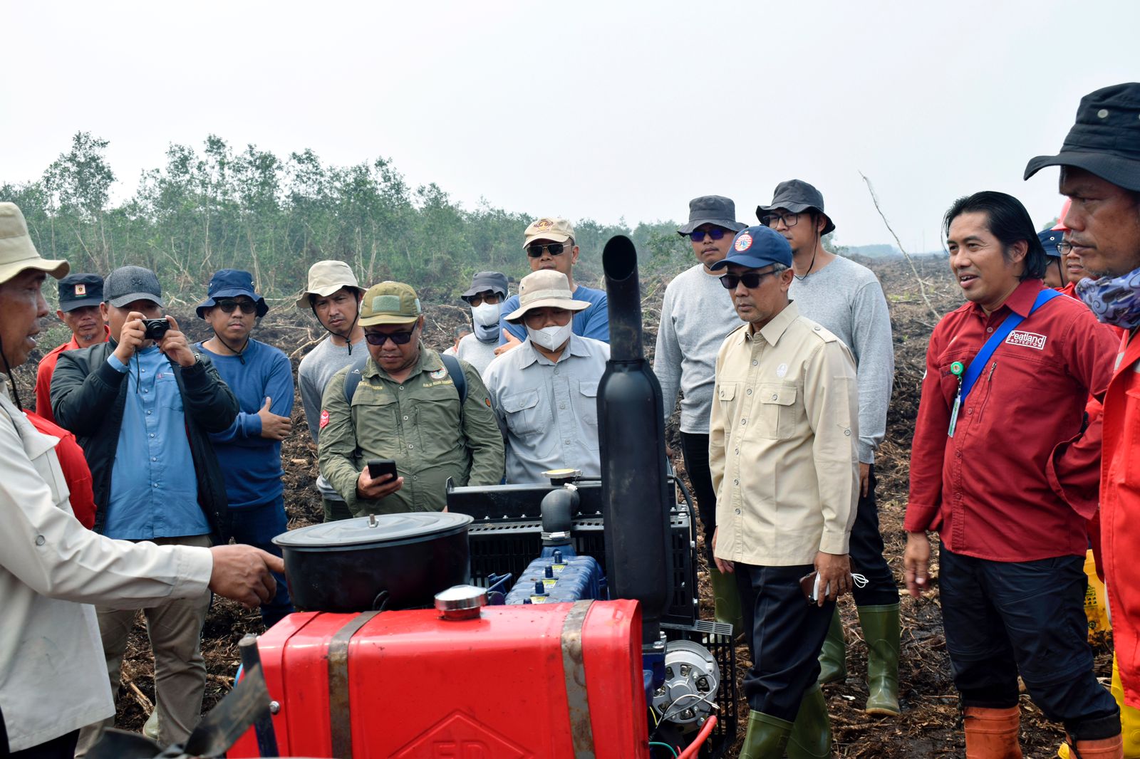 Bantu Padamkan Lokasi Titik Api, PLN Indonesia Power Turunkan Bantuan dan Peralatan Penanggulangan Bencana