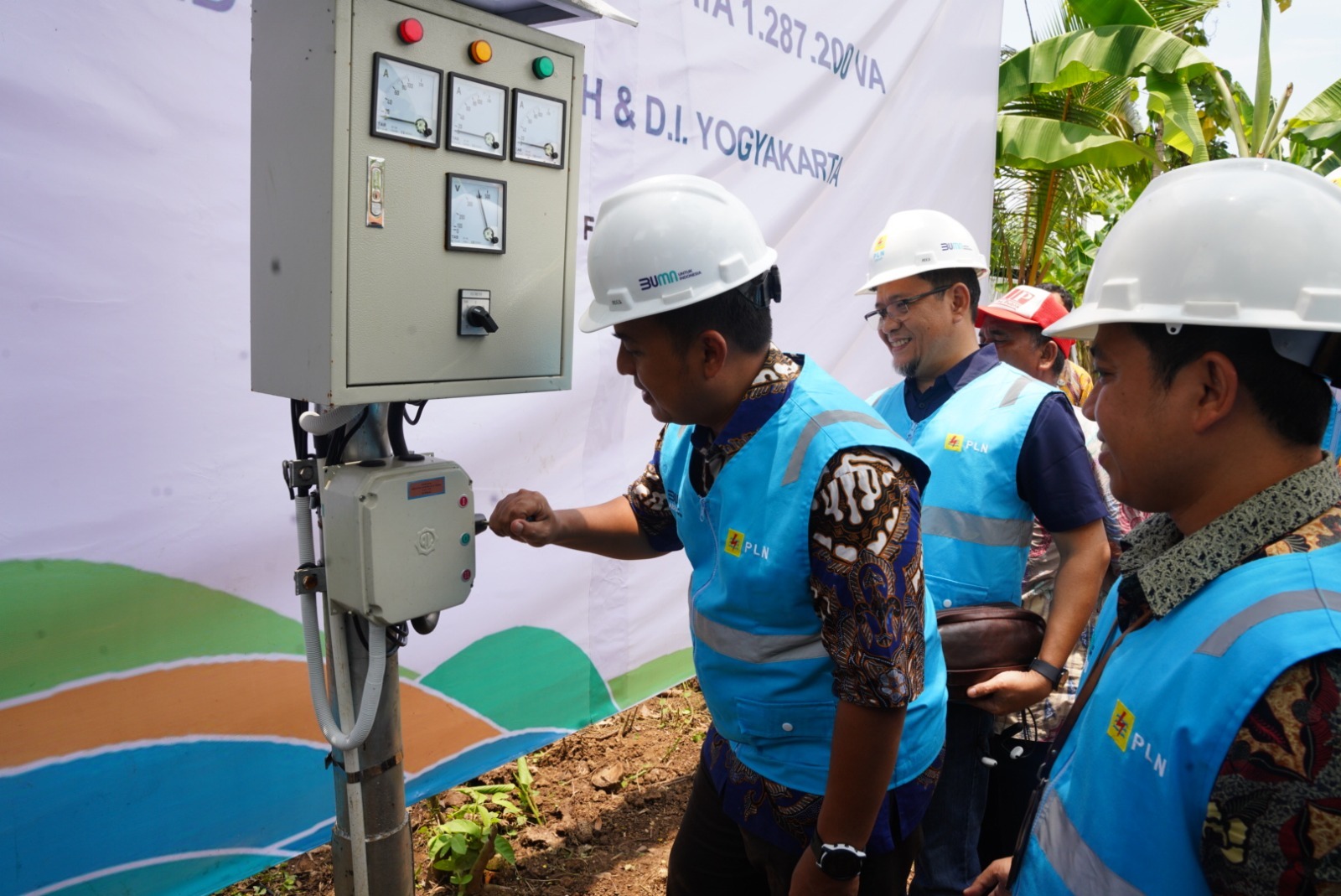 Electrifying Agriculture PLN, Bikin Biaya Operasional Petani di Pekalongan Jateng Hemat 80 Persen