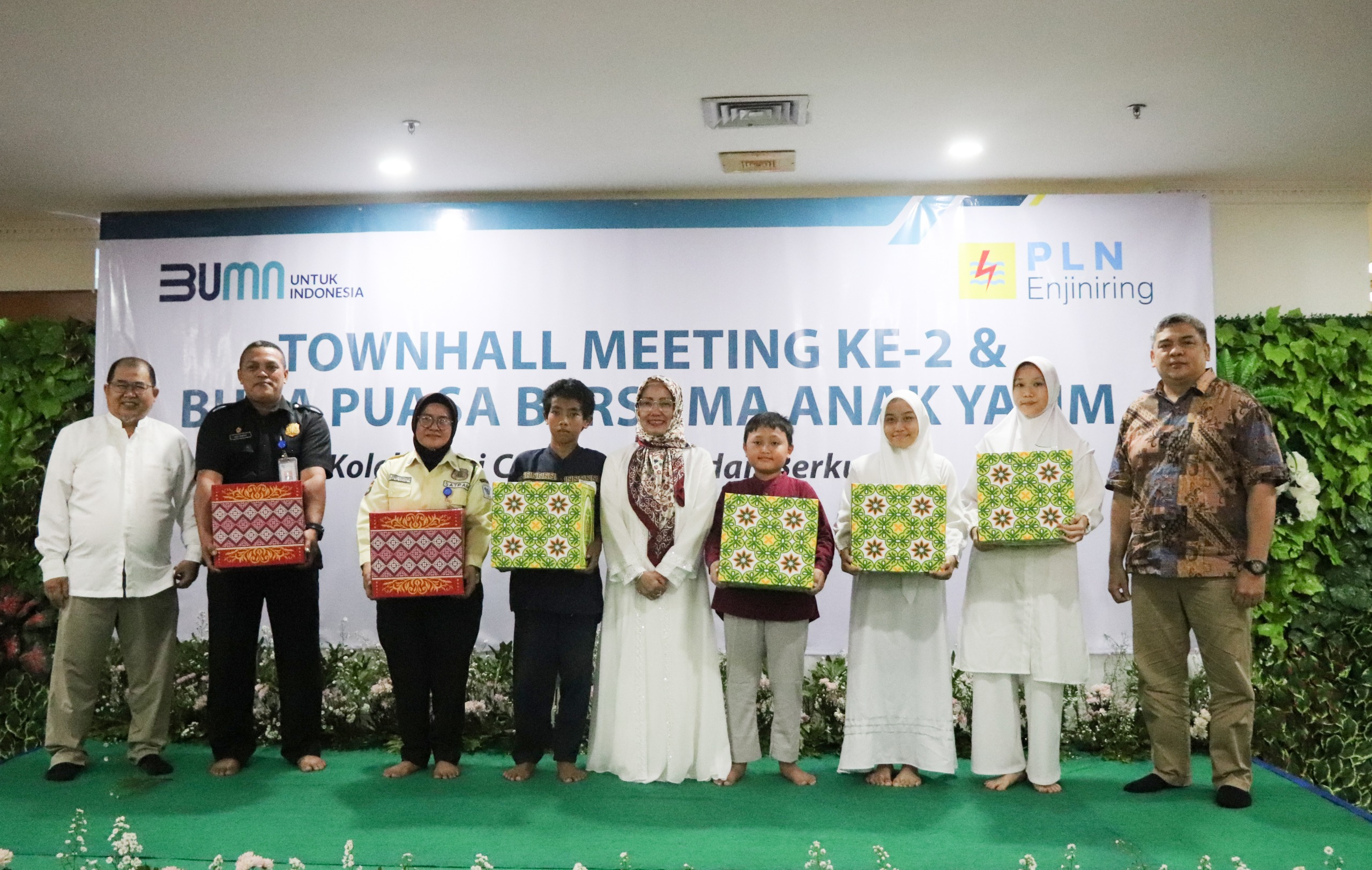 Perkuat Semangat Kebersamaan, PLN Enjiniring Selenggarakan Town Hall Meeting ke-2 dan Buka Puasa Bersama Anak Yatim dan Dhuafa