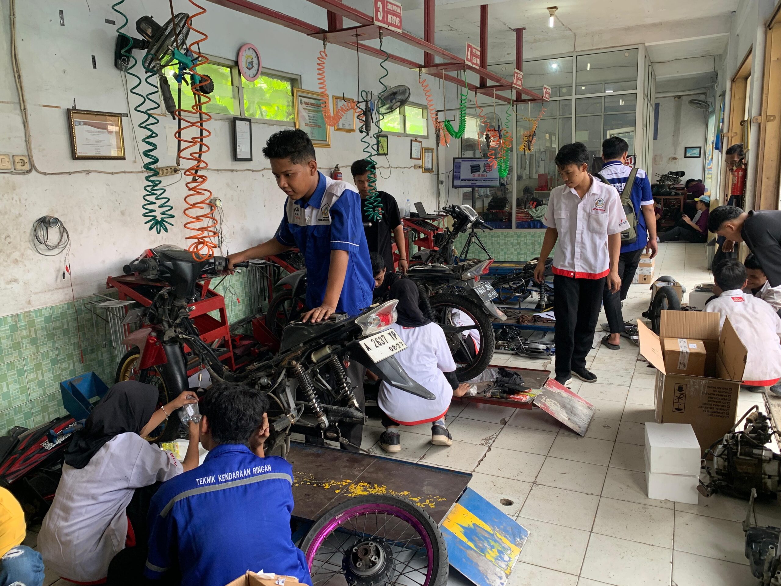 PLN & Kementerian ESDM Gelar Pelatihan Konversi Motor Listrik ke SMK di Jakarta dan Sekitarnya