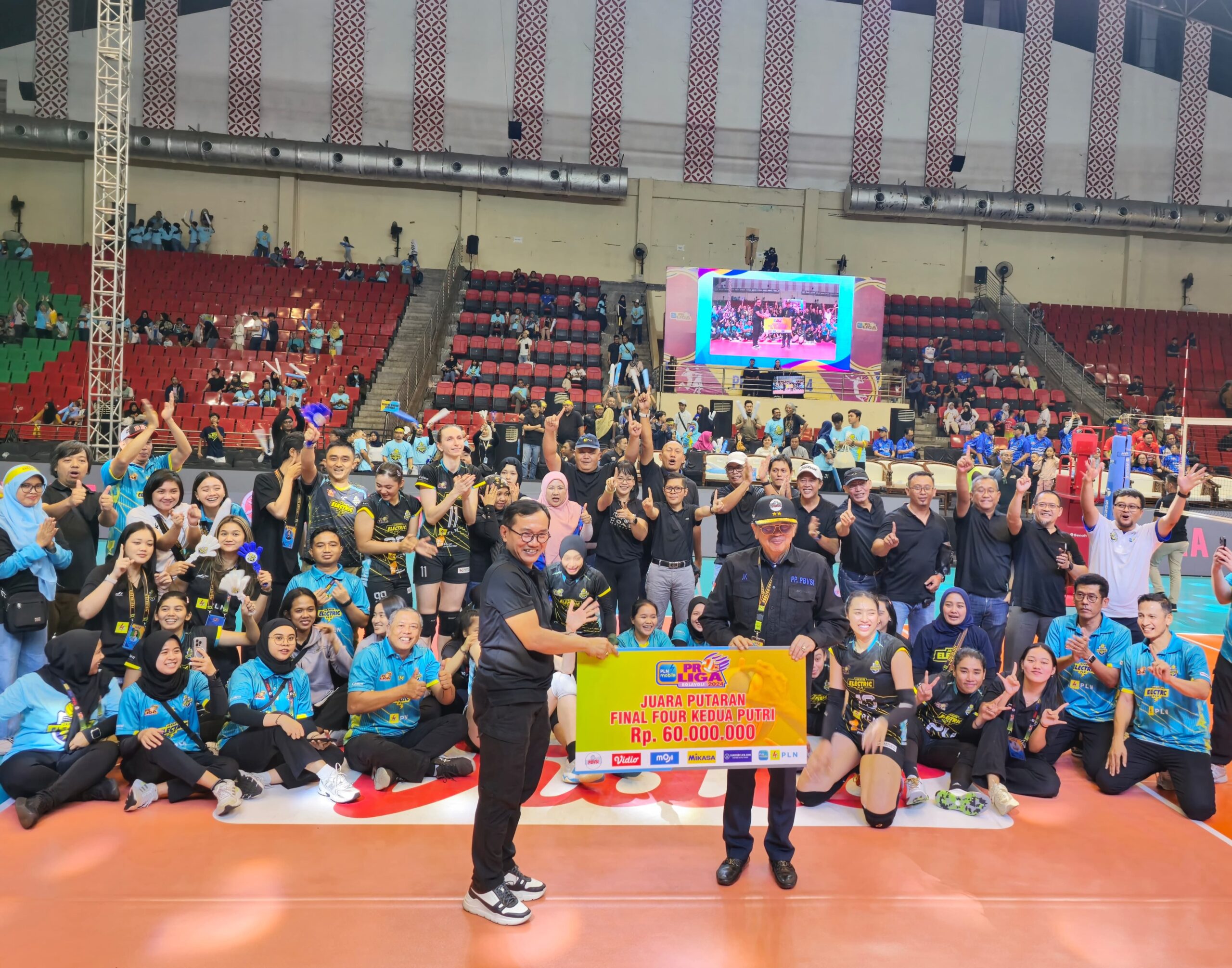 Menang Mudah 3-0 atas Pertamina Enduro, Jakarta Electric PLN Juara Putaran 2 Final Four PLN Mobile Proliga 2024